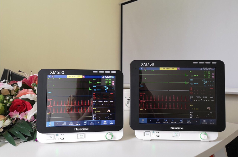 /upload/images/product/monitor-theo-doi-benh-nhan-xm550.-xm750.png